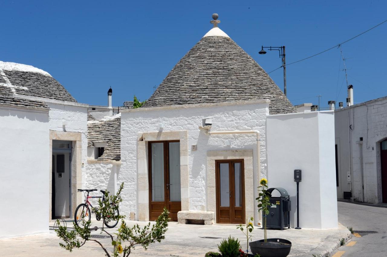 Trullo Vino & Alberobello